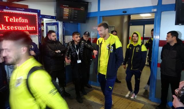 Fenerbahçe, Trabzon'a geldi