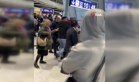 Fransa’da PKK yandaşları havalimanını birbirine kattı: 3 yaralı