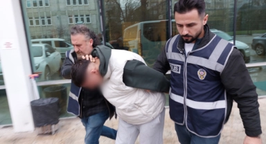 Genç tartıştığı şahsı ağır yaraladı
