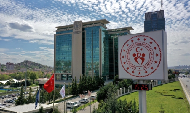 Gençlik ve Spor Bakanlığı’nda görev değişimi