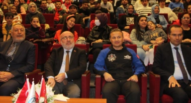 Gezeravcı: "Zor imkanlarla geleceğe yatırım yapan devletimize minnettarım"