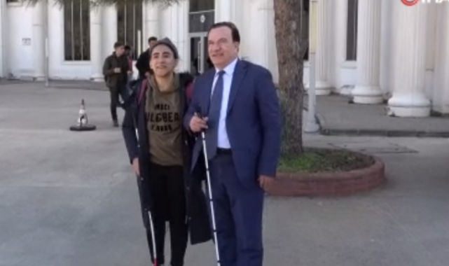 Görme engelli kız dereceyle üniversite kazandı
