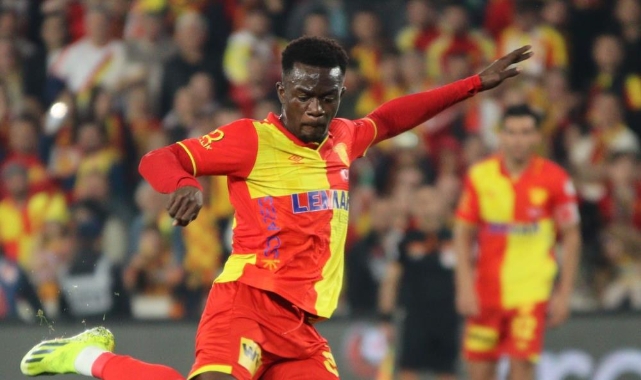 Göztepe’de Dennis, ilk 11’e yerleşti