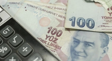 Hazine borçlanmaya devam ediyor