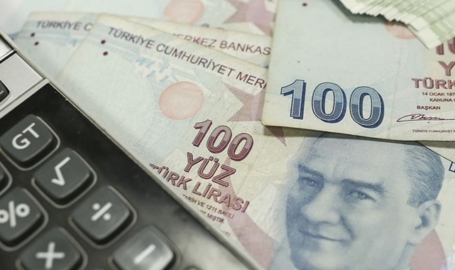 Hazine borçlanmaya devam ediyor