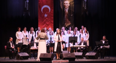 ‘Hekimler Söylüyor’ konseri büyük beğeni topladı
