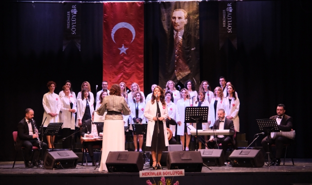 ‘Hekimler Söylüyor’ konseri büyük beğeni topladı