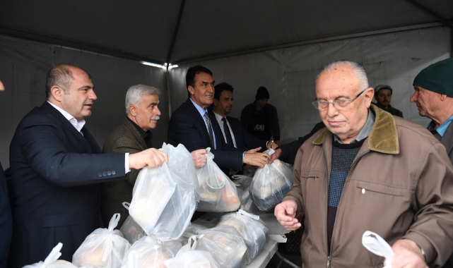 İftar yemekleri Başkan Dündar'dan