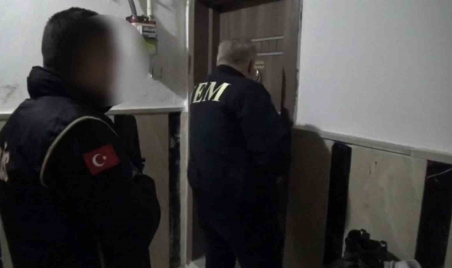 Interpol tarafından aranan şahıslar Çorum'da yakalandı