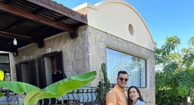 İpek Açar'dan oğlu Ömer Alp ile yeni poz