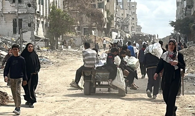 İsrail saldırıları sürüyor: Gazze’de enkazın içinde su arayışı