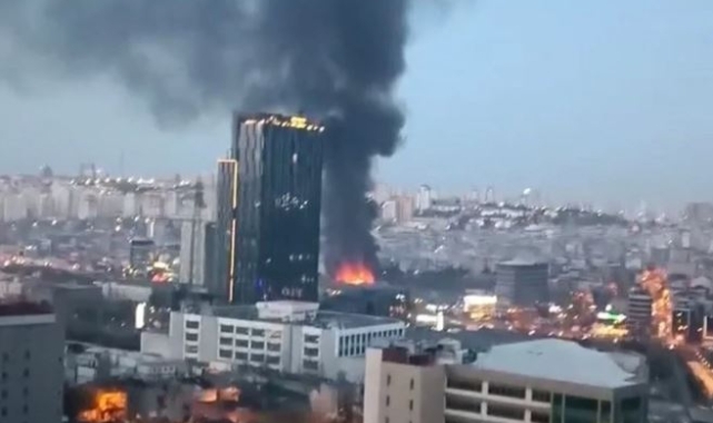 İstanbul'da halı fabrikasında yangın çıktı