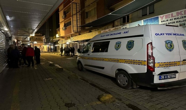 İzmir’de metro girişinde silahlı saldırı: 1 ölü, 2 yaralı