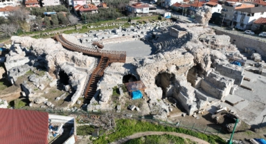 İznik Roma Tiyatrosu turizme kazandırıldı