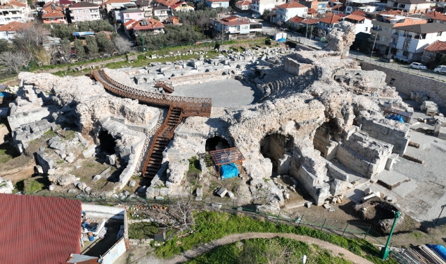 İznik Roma Tiyatrosu turizme kazandırıldı