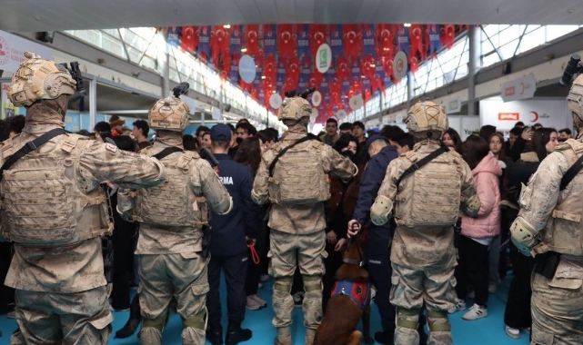 Jandarma Devlet Teşvikleri Fuarı'na büyük ilgi