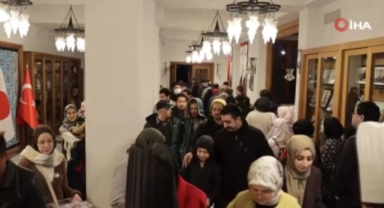 Japonya'da ilk iftar yoğun ilgi gördü