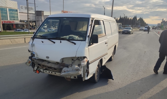Karıştığı kazadan kaçarken polis otosuna çarptı