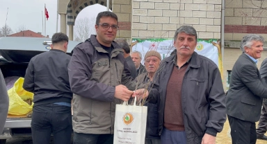 Kastamonu'da vatandaşlara fidan dağıtıldı