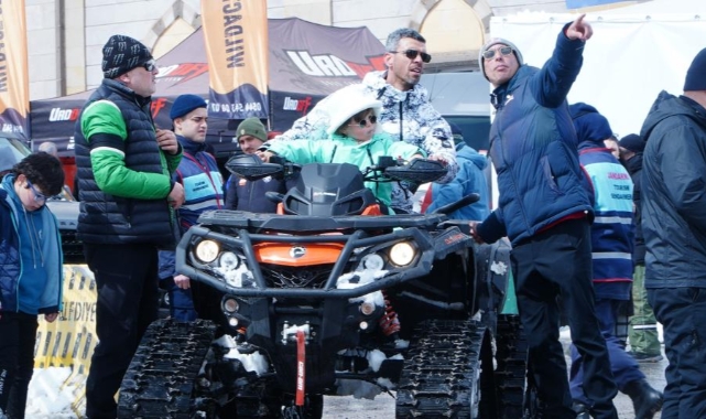 Kenan Sofuoğlu, Dünya Snowcross Şampiyonası için Erciyes'te