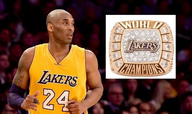 Kobe Bryant'ın yüzüğü açık artırmaya çıkıyor