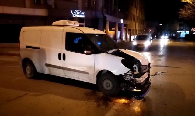 Korkutan kaza 4 yaralı var