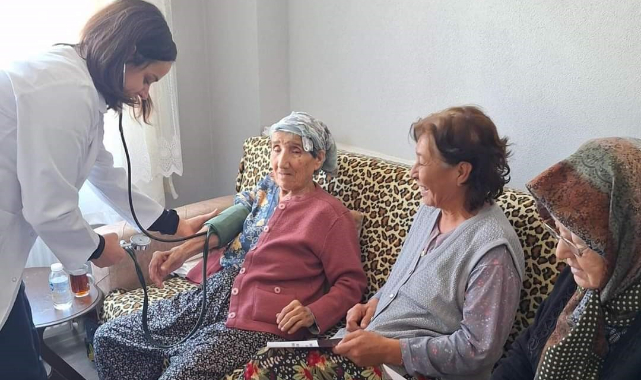Köylerdeki yaşlıların sağlık kontrolleri yapıldı
