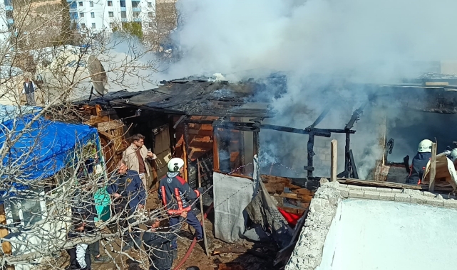 Malatya’da korkutan baraka yangını