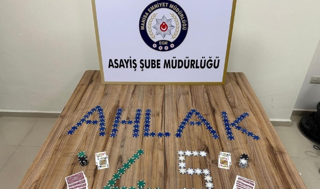 Manisa’da 4 iş yerine kumarhane baskını