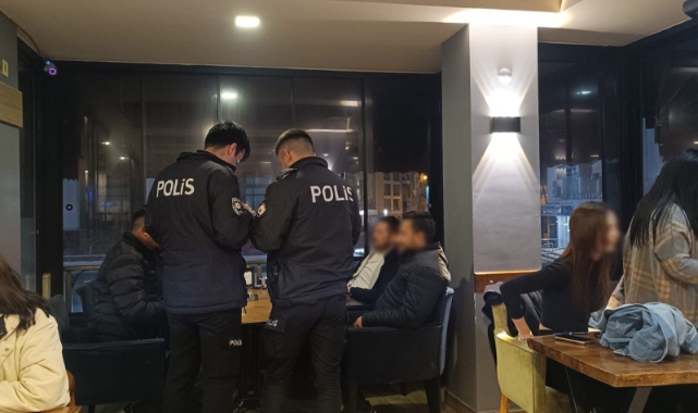 Manisa'da kumar baskını yapıldı