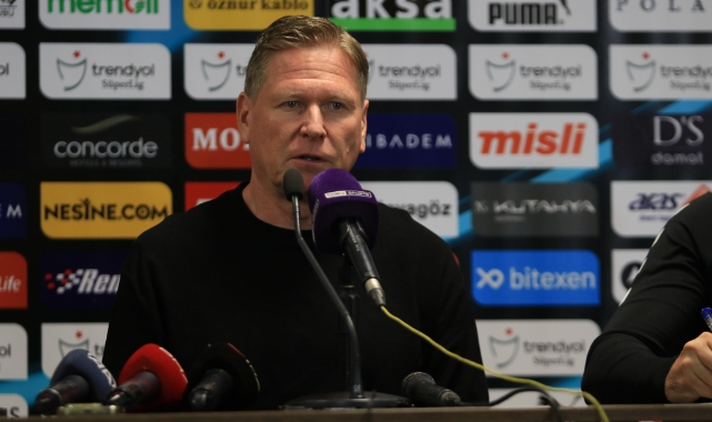 Markus Gisdol: "İlk yarı çok kötü bir performans sergiledik"