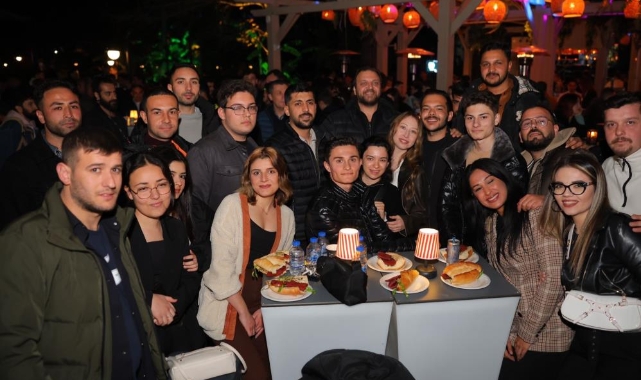 Marmaris Belediye Başkan Adayı Yazıcı, gençler ile bir araya geldi