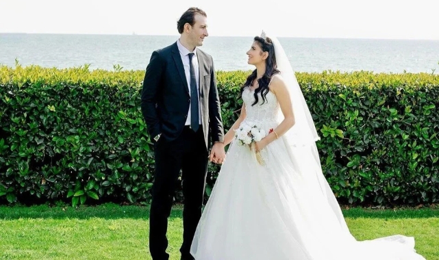 Merve Aydın dünyaevine girdi
