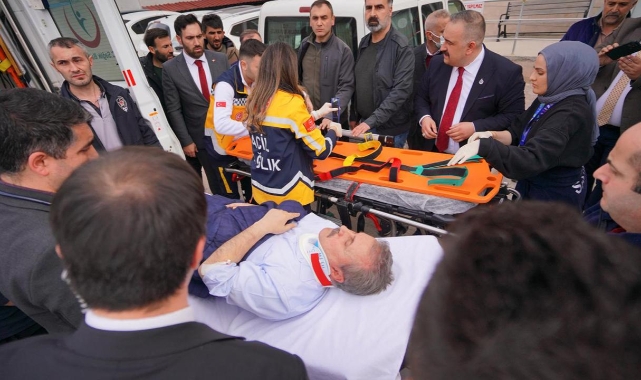 Mustafa Destici taburcu oldu! Seçim boyunca dizlik kullanacak
