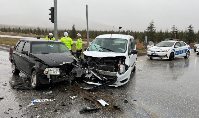 Niğde’de trafik kazası: 2 Yaralı