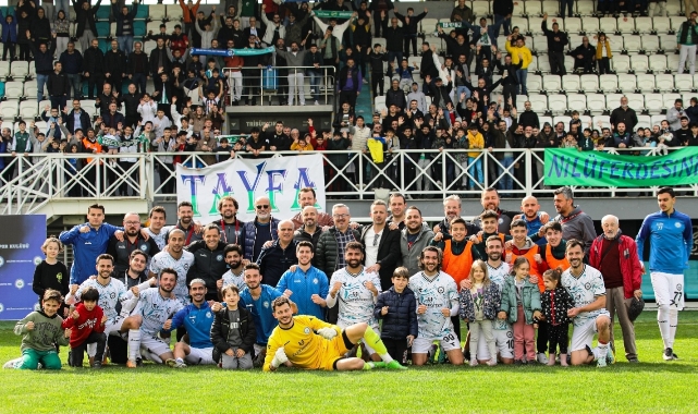 Nilüfer Altınova'ya gol yağdırdı