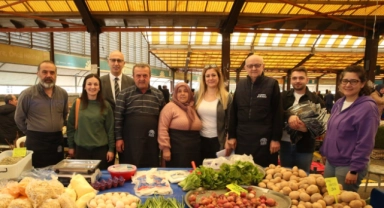 Nilüfer Belediyesi 250 üreticiye önlük dağıttı
