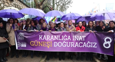 Nilüferli kadınlardan 8 Mart yürüyüşü