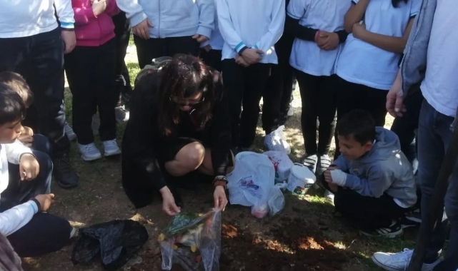 Ortaokul öğrencilerine kompost süreci hakkında eğitimler verildi