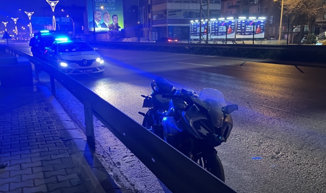 Otomobil çarpıp kaçtı, motosikletli alkolü çıktı