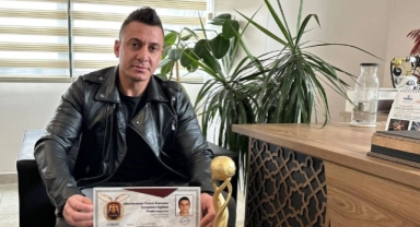Ozan Ertürk’e Altın İnci Ödülü