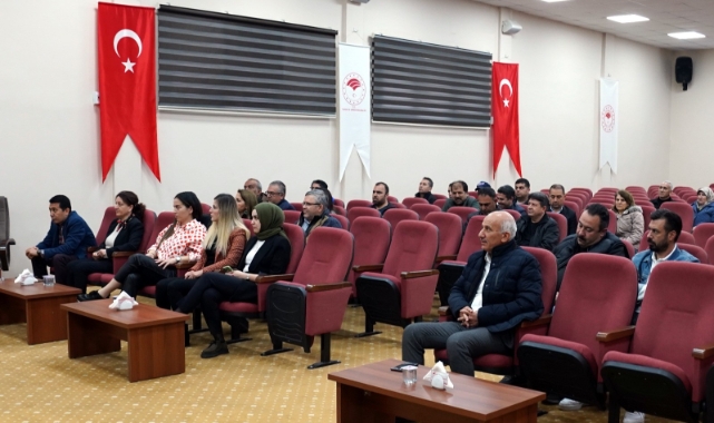 Pamukta Pembekurt zararlısına karşı üreticilere bilgilendirme
