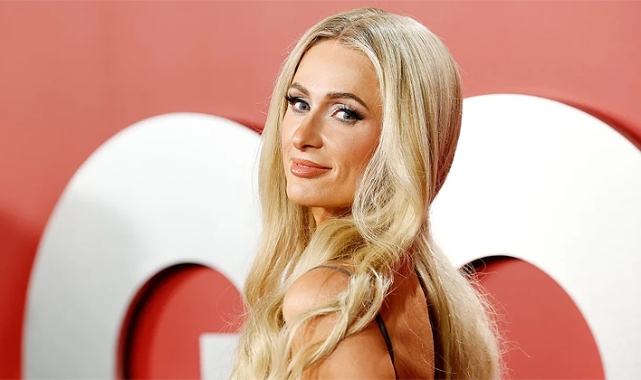 Paris Hilton paylaştı: Düşük bel kotlar geri dönmeli