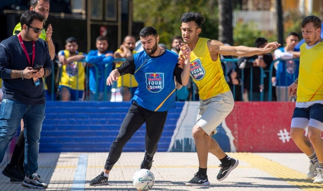 Red Bull Four 2 Score başlıyor