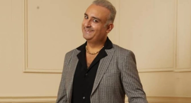 Rüştü Onur Atilla müzisyenlere eşlik etti