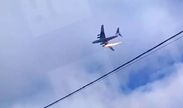 Rusya'da askeri uçak düştü