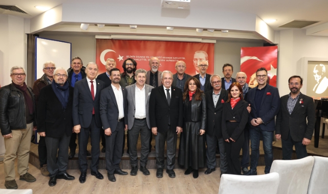 Şadi Özdemir: Bursa’da yüksek teknoloji sanayisine geçilmeli