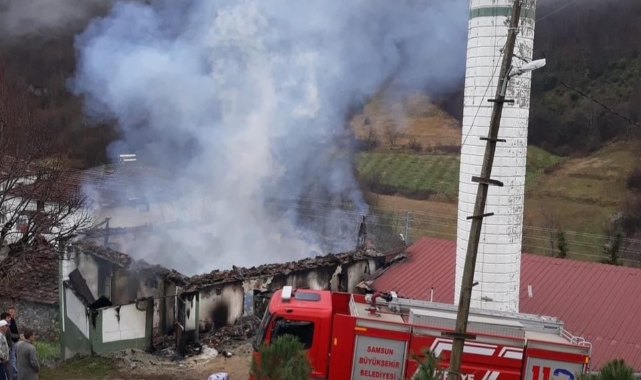 Samsun'da cami küle döndü