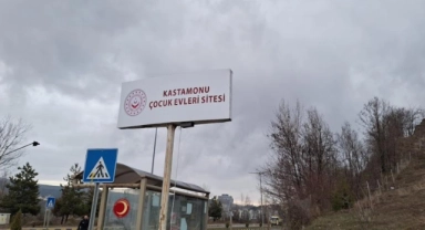 Sevgi evlerinde bir bebek yatağında ölü bulundu