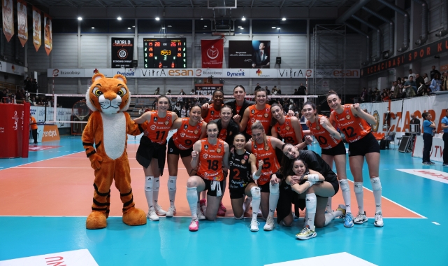 Sultanlar Ligi: Eczacıbaşı Dynavit: 3 - Nilüfer Belediyespor: 0